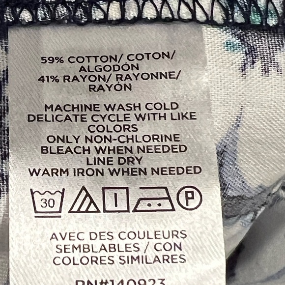 New! Loft Daisy Floral Puff Short Sleeve Top - Picture 13 of 15